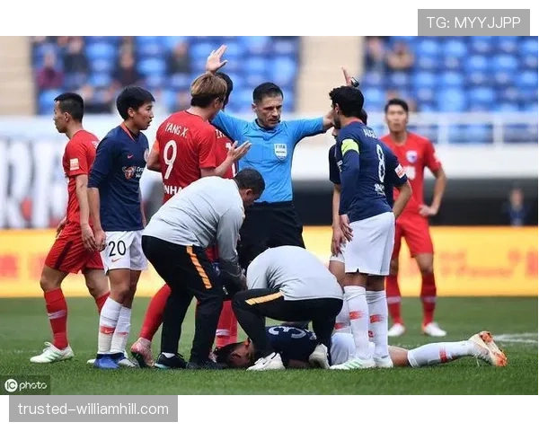 沙尔克04主场落败 保级形势在德甲赛场愈发严峻